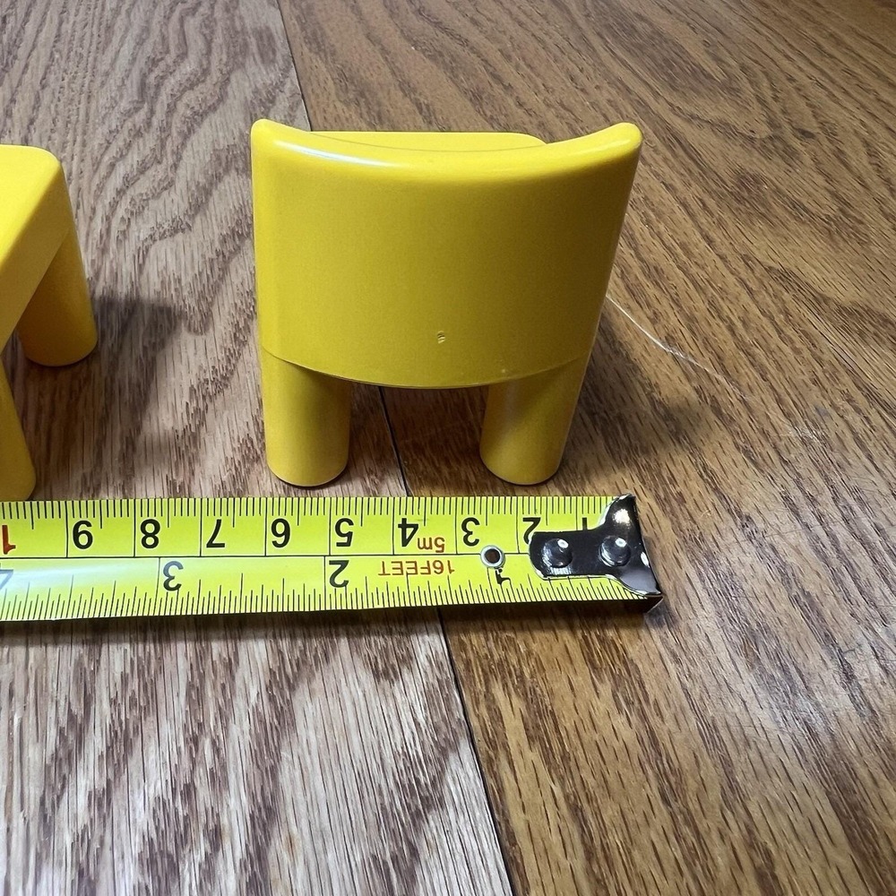 Little Tikes Vintage Dollhouse Patio Furniture Table & 2 Yellow Chairs Picnic - Picture 6 of 12